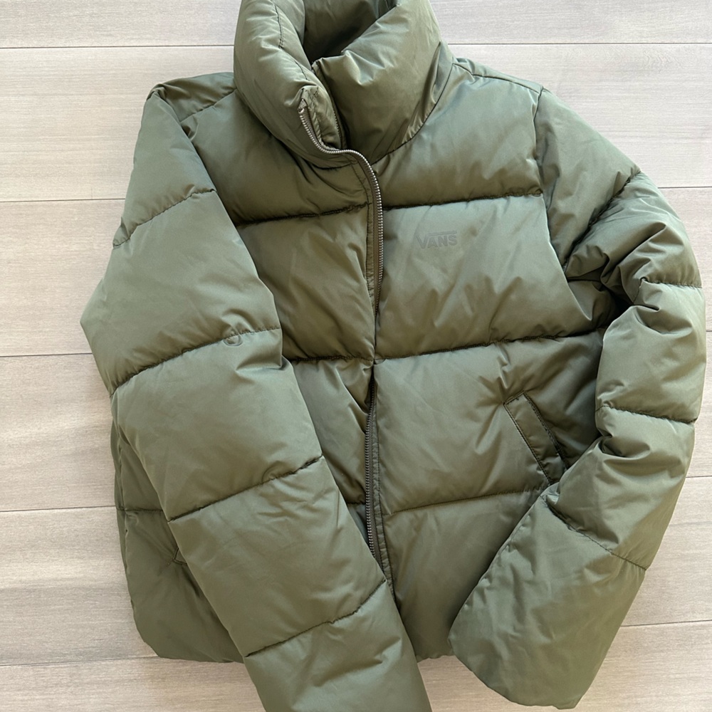 Women’s Vans Cropped Puffer Jacket - Size Small - Olive Green